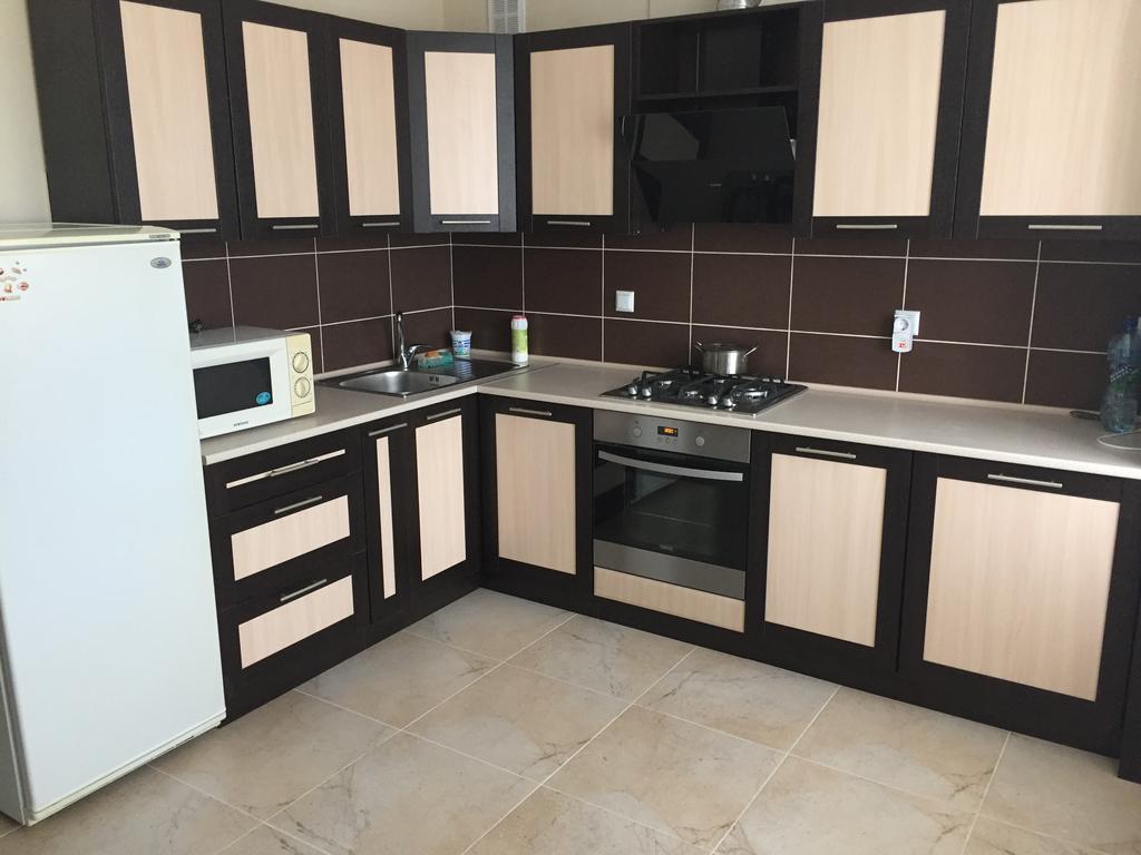 Apartment On Parkovaya ชรอโนมอสค์ ภายนอก รูปภาพ
